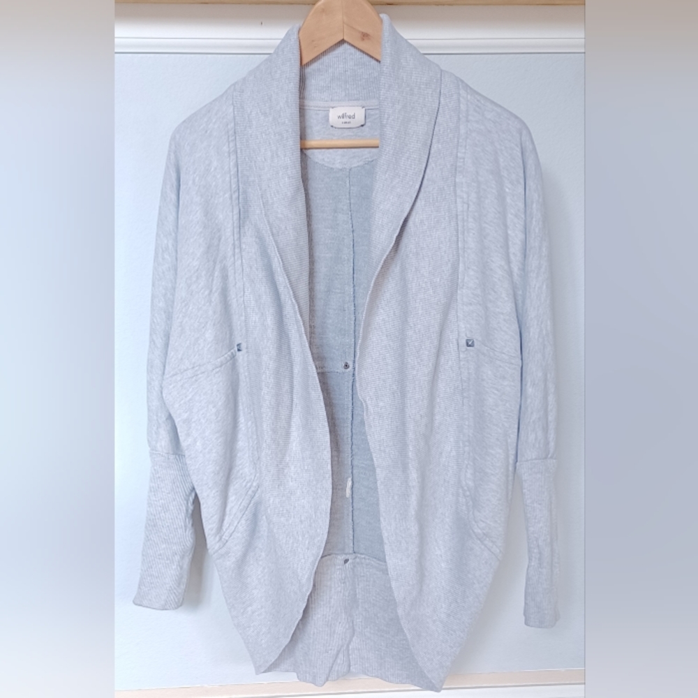 Aritzia Wilfred Cardigan in gray. Size XS ( oversized )